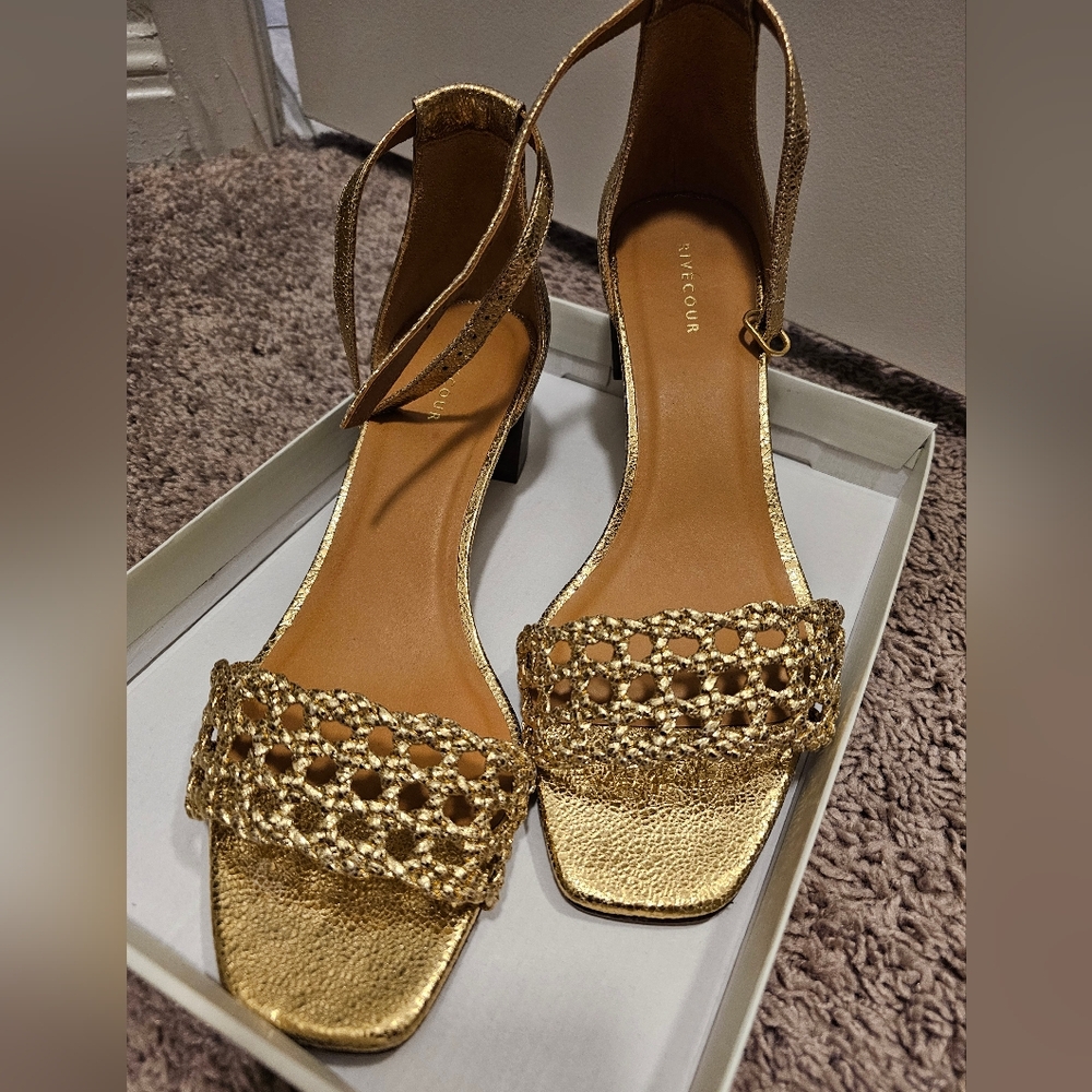 Rivecour Gold Metallic Heels